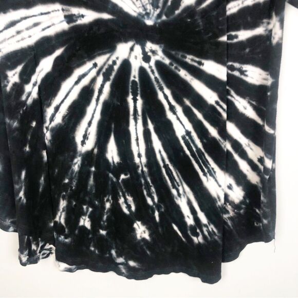 ZENANA | Black & White Short Sleeve Stretchy Crewneck Tee Women’s Plus Size 1X - Picture 6 of 9